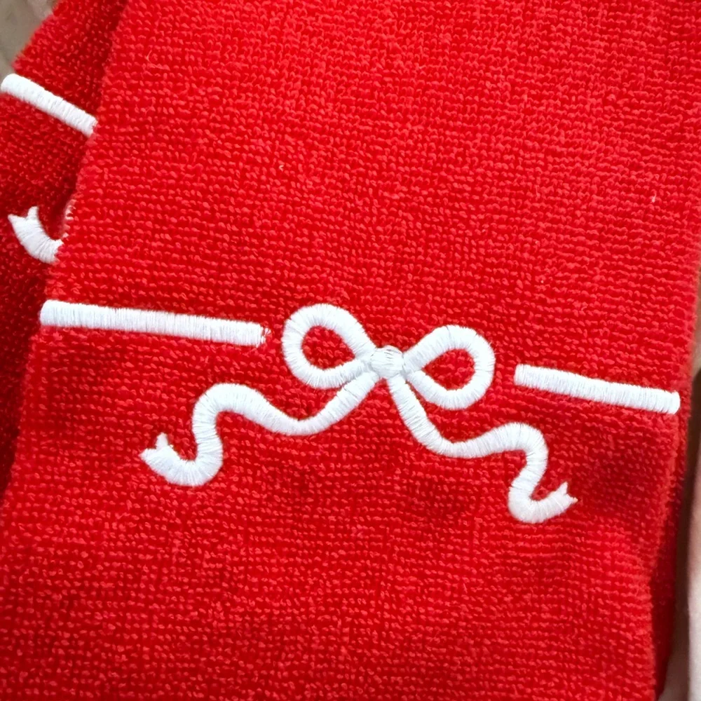 Target Bullseye Playground Red Bow Hand Towel Set White Bow 2025 NEW